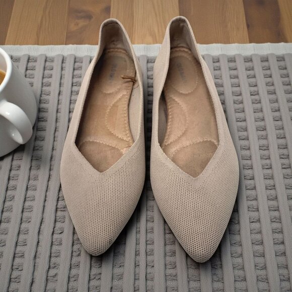 Old Navy Beige Pointed Toe Flats With Breathable Knit Design Size 9 - Picture 2 of 6